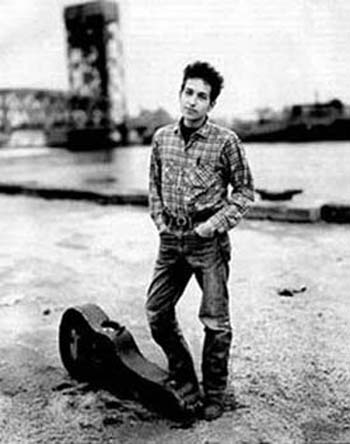 [Dylan under the Third Avenue Bridge, by Richard Avedon]